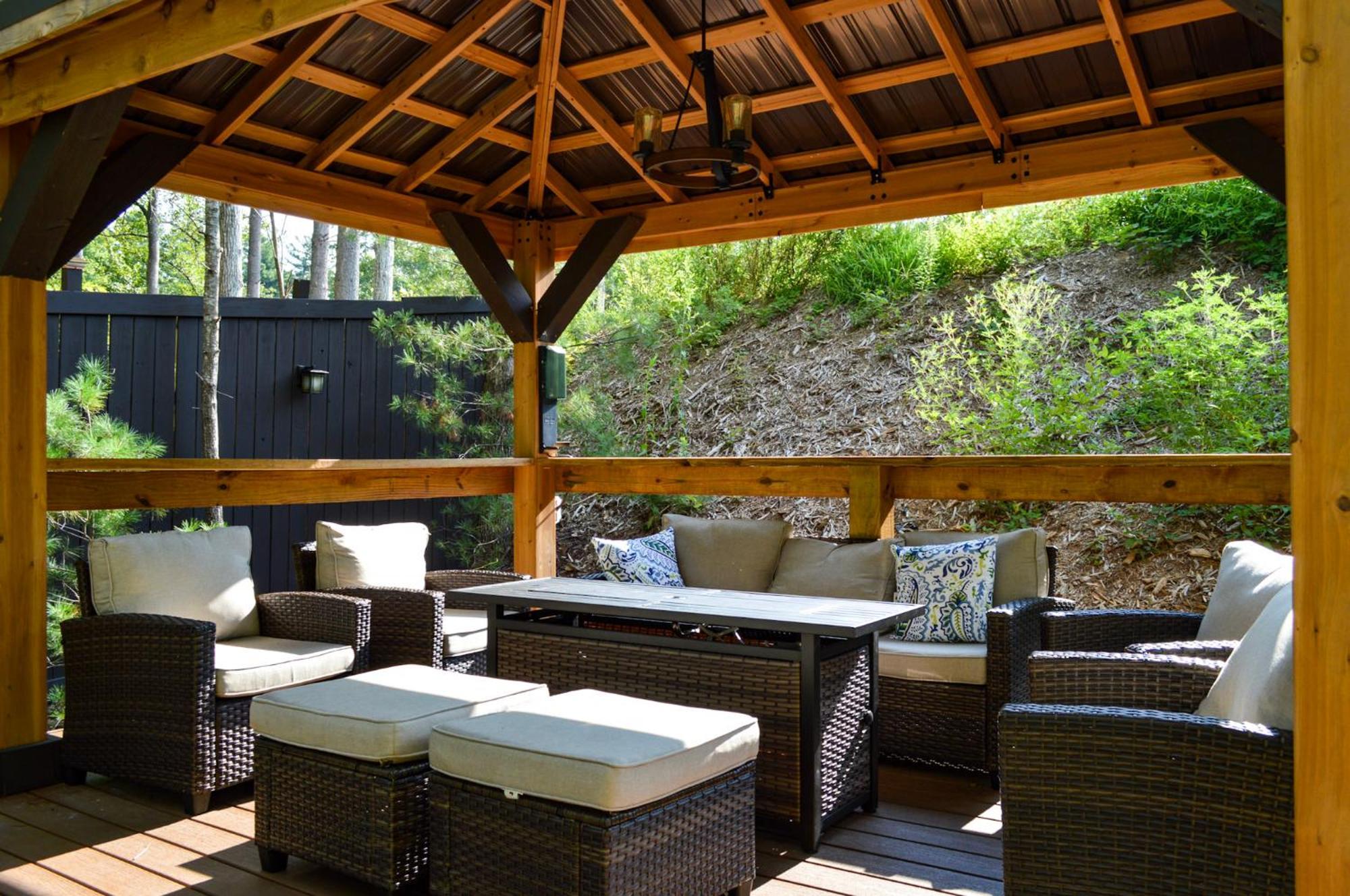 The Lodge At Flat Rock Exterior photo